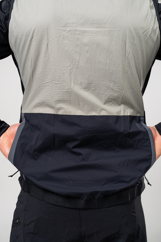 cuore-mens-primaloft-evolve-vest58-1.jpg