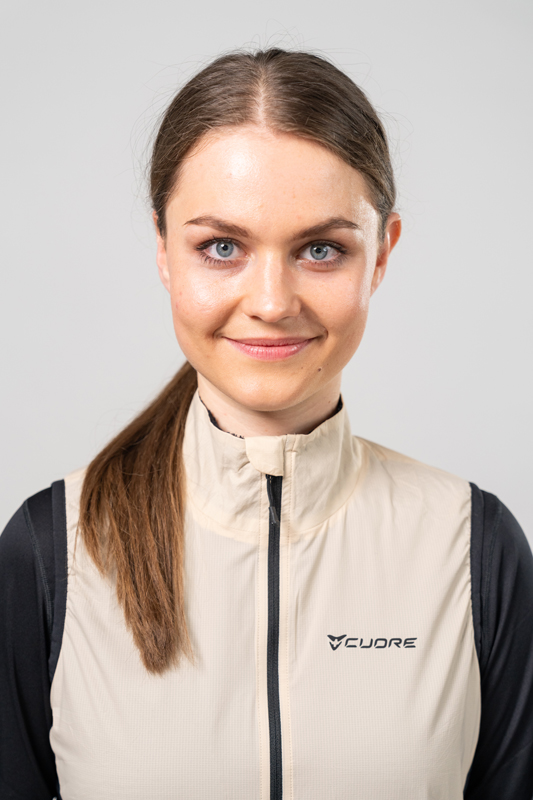 cuore-womens-primaloft-evolve-vest-black66-1.jpg