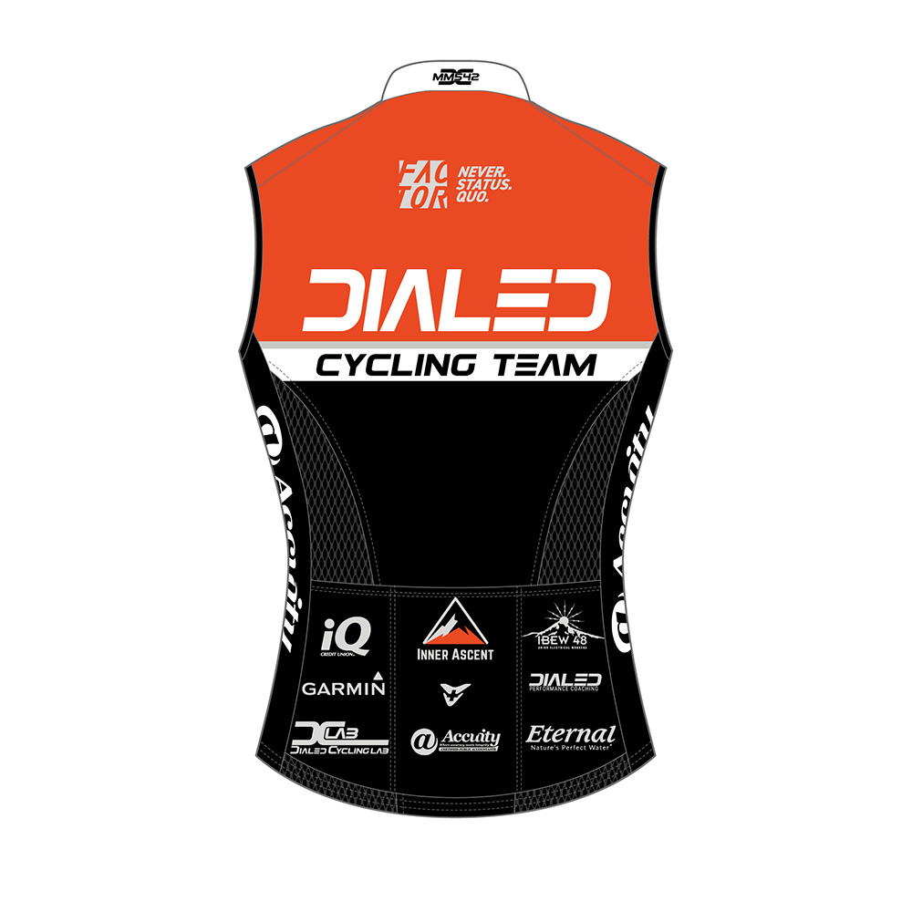 dialed-cycling-s-53-0630-pkt-back.jpg