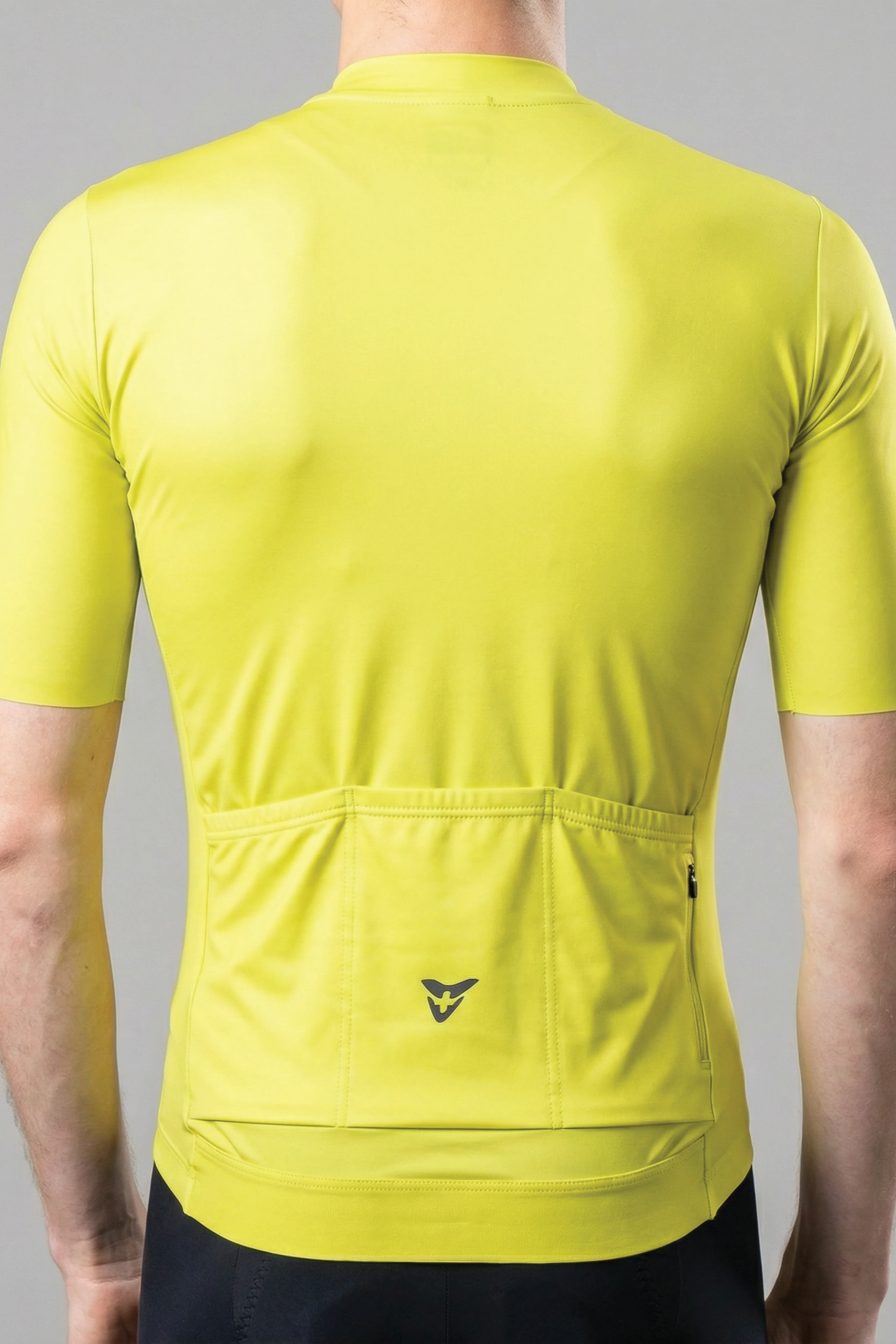 men-s-bronze-comp-jersey-lemon-back.webp