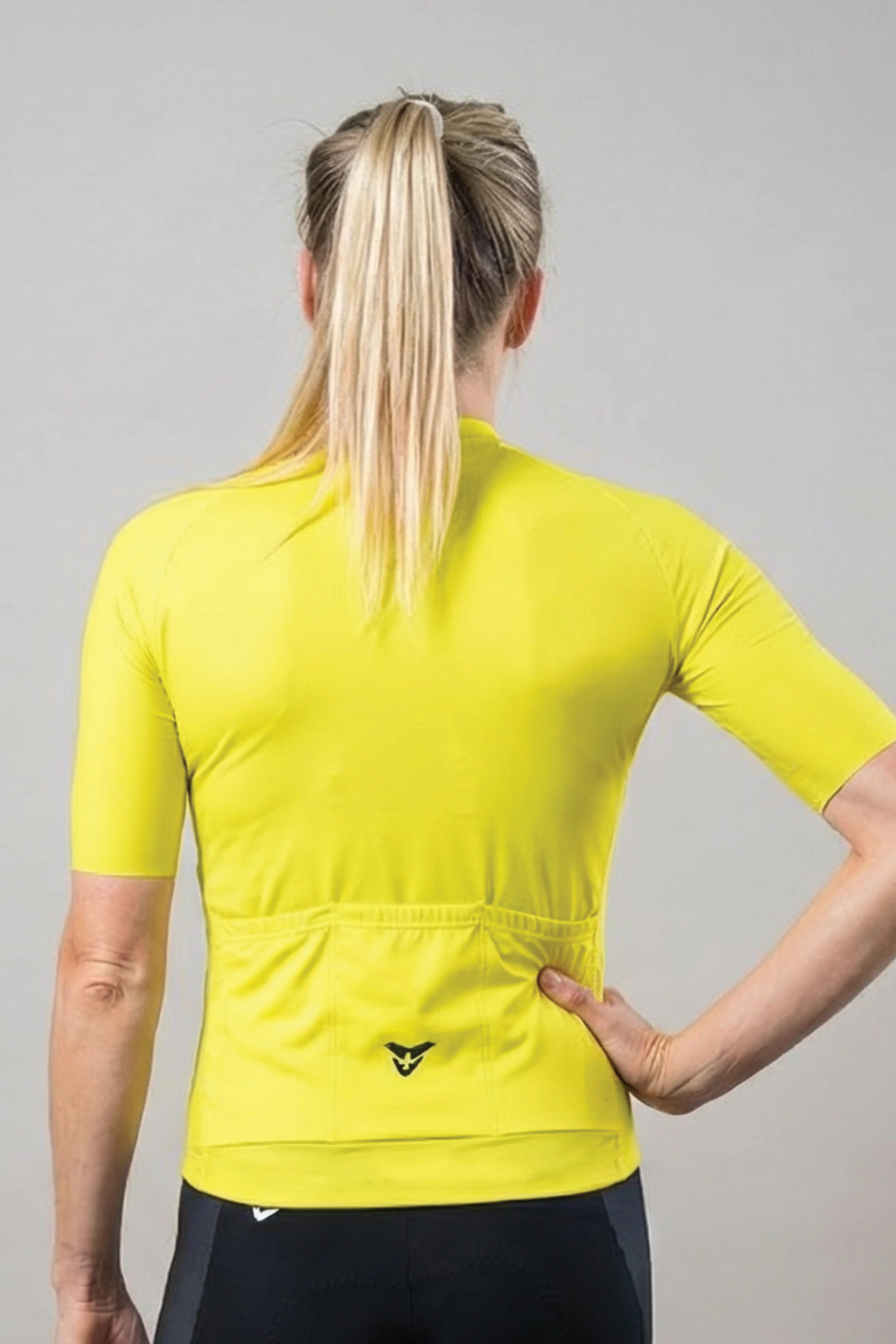 women-s-silver-pro-jersey-lemon-back.webp